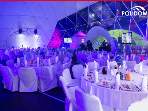 wedding_in_a_dome_interior