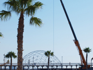 crane_seaview_domes_assembly