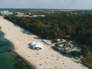 polidomes-p300-kolobrzeg-geodesic-event-tent-1